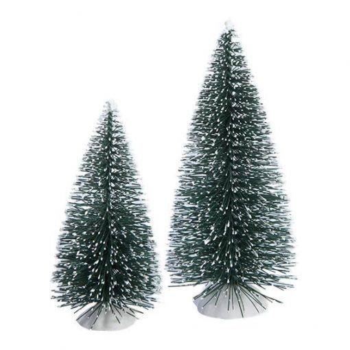 zwei kleine Weihnachtsbäume unterschiedlicher Höhe für Santa Landschaft und Santa Tür