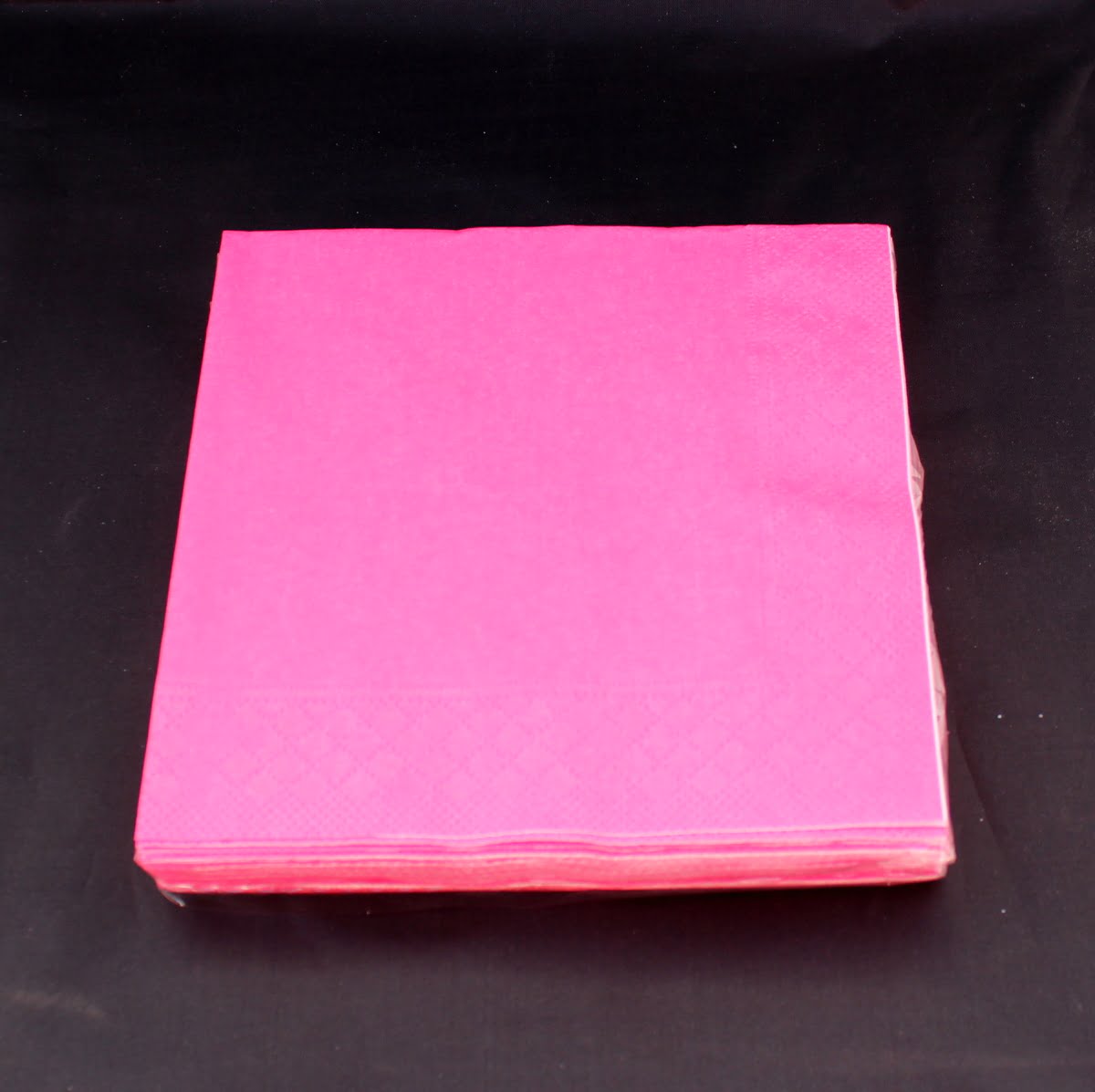 frokost servietter ensfarvede 3 lags cerise - pink farvede 20 stk.