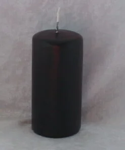 klassisk billigt sort bloklys stearinlys 6 x 11 centimeter