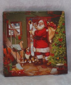 serviettengroße servietten mit posaunendem weihnachtsmann dunkelgrüne weihnachtsservietten von asp-holmblad