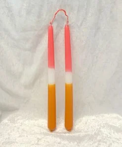 trefarvede dyppede stagelys i farverne cheddar, hvid og pink på 30 centimeter