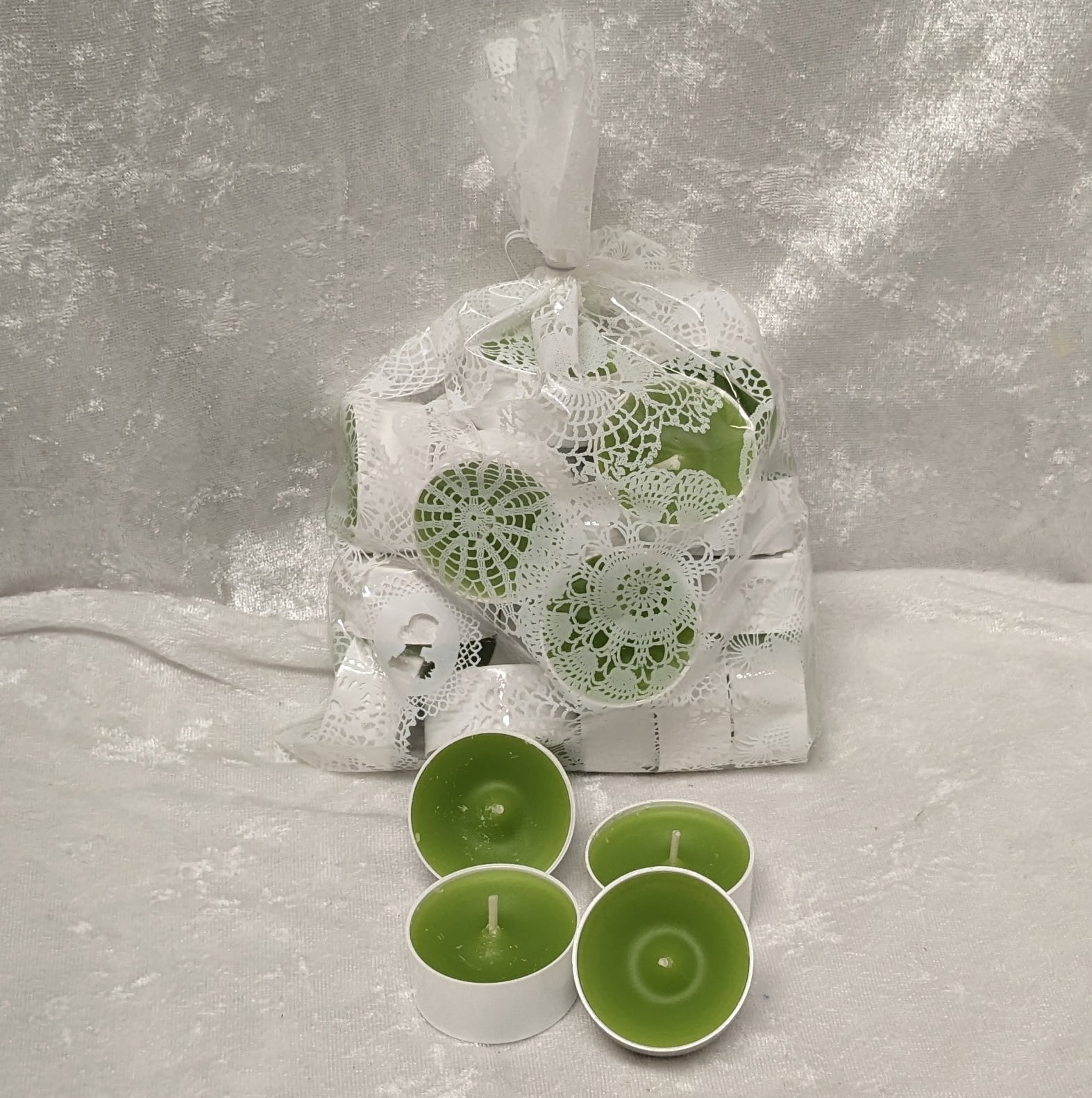 limegrønne fyrfadslys i hvid plastkop i pose med 20 styk