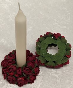 Burgunder Girlanden mit Rosenknospen für Kerzen und Partys