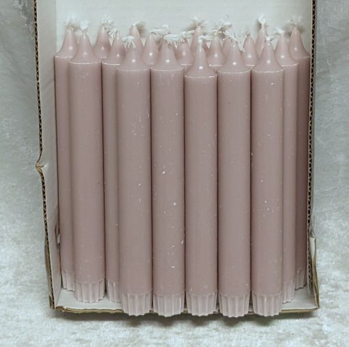pakke med 20 styk gammel rosa kronelys 19 centimeter i 100% ren stearin til lysestager