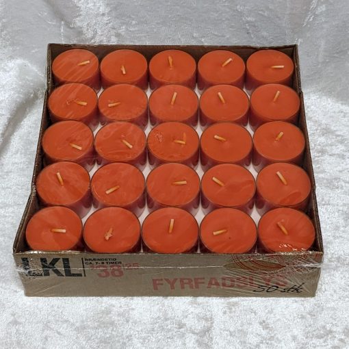 50 styk orange fyrfadslys med 7-8 timers brændetid