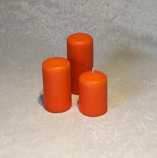 drei kleine orangefarbene Blocklichter ø 4,8 Zentimeter